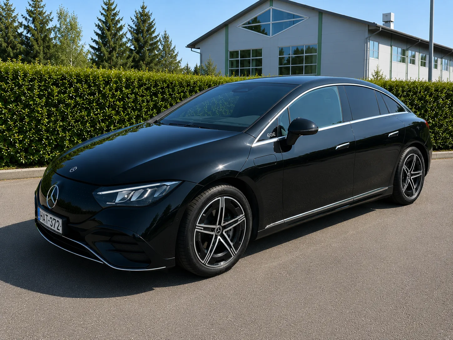 Mercedes-Benz E-Class business sedan — front three-quarter view · Helsinki Airport Taxi